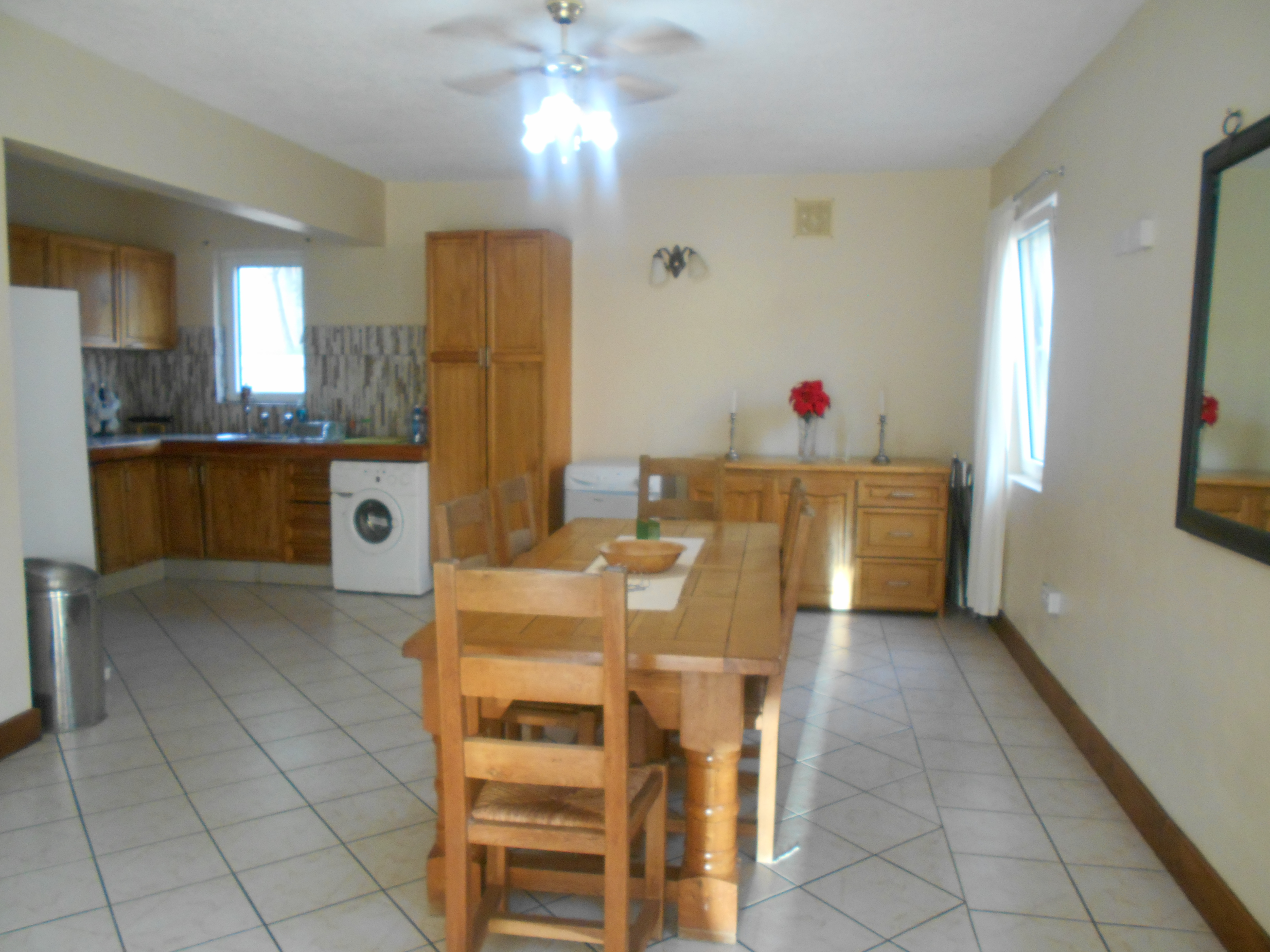 4 bedrooms, 3 baths ground floor apt