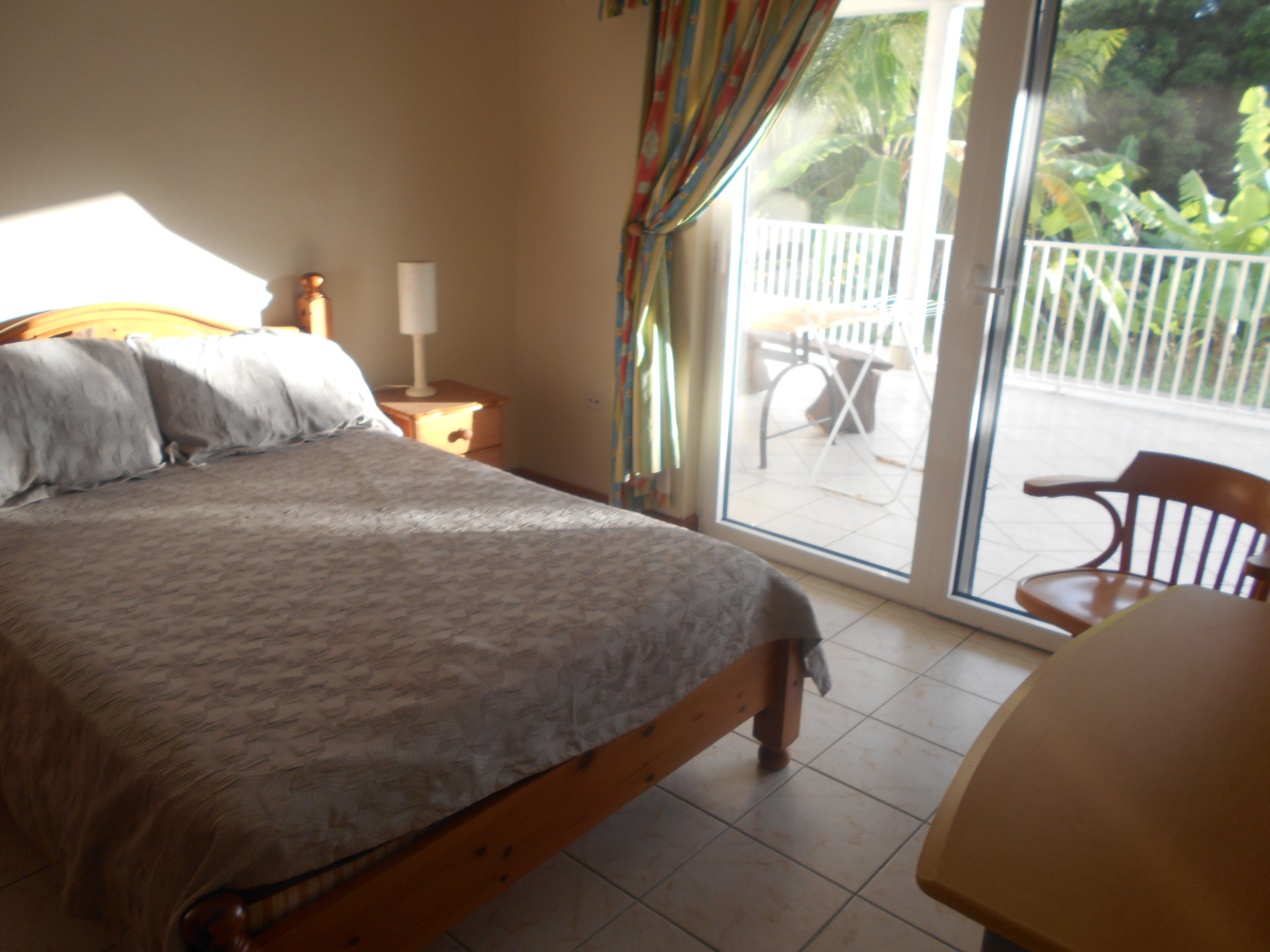 4 bedrooms, 3 baths ground floor apt