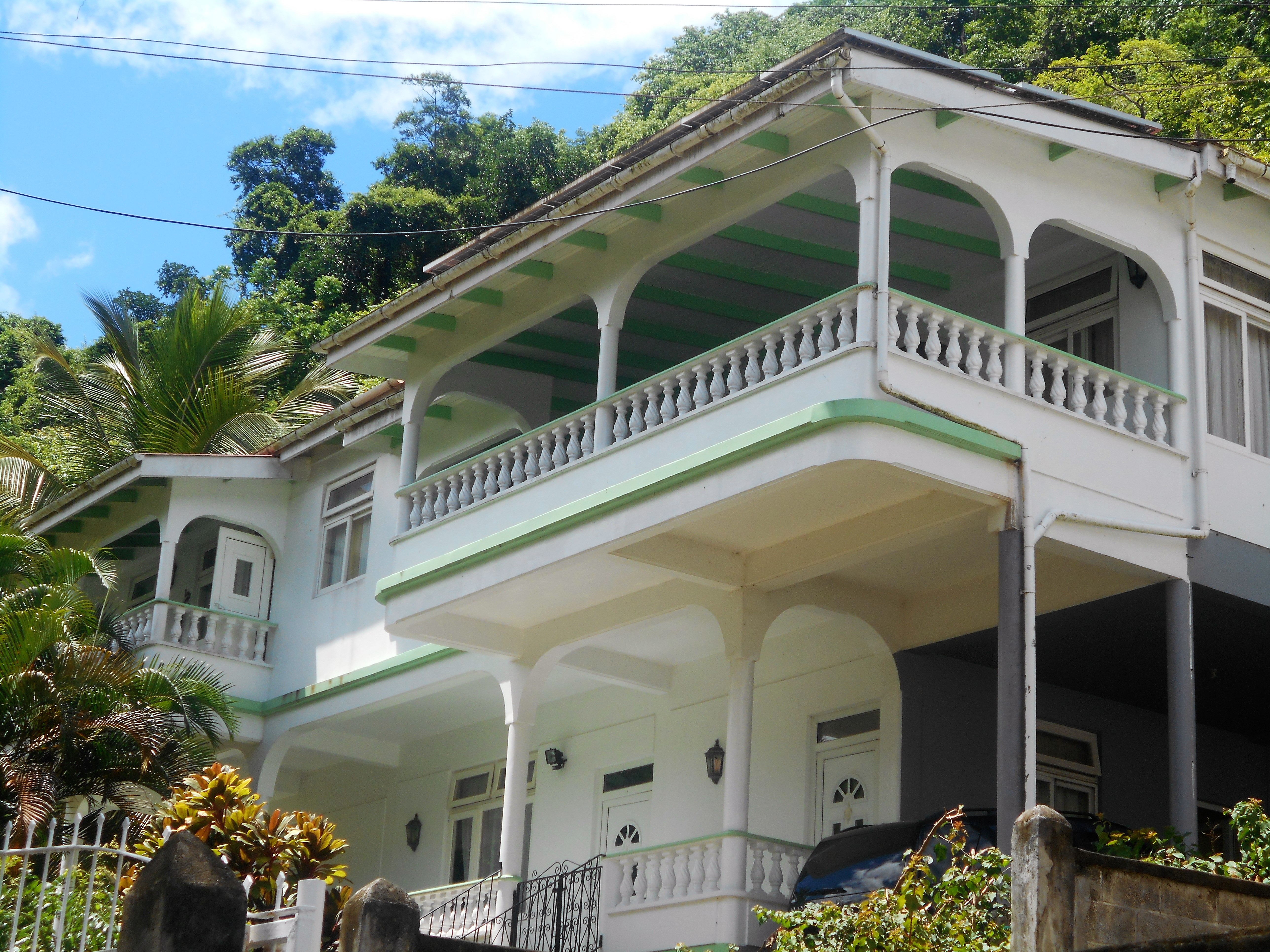 Beautiful Family home in Lower Morne Daniel